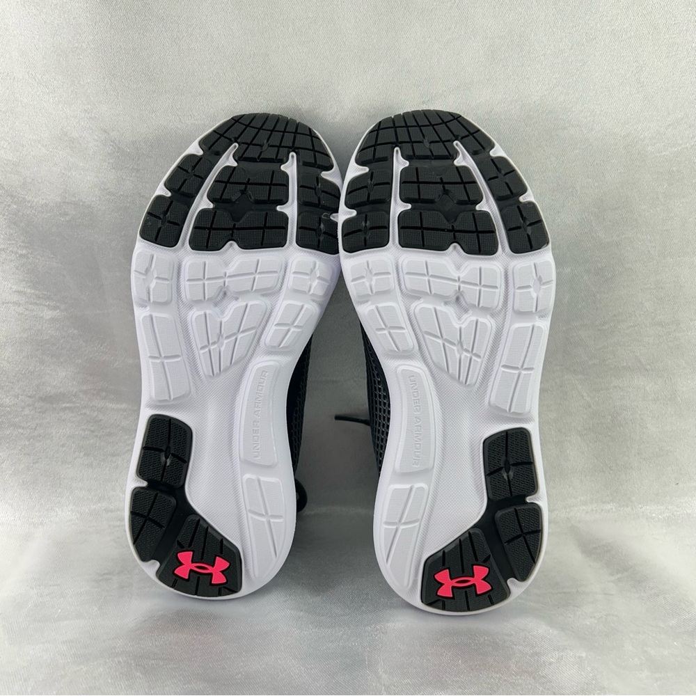 Under Armour Woman’s Sneakers - Picture 7 of 9